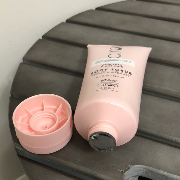 Ciroa-Body Scrub - Picture 5 of 5